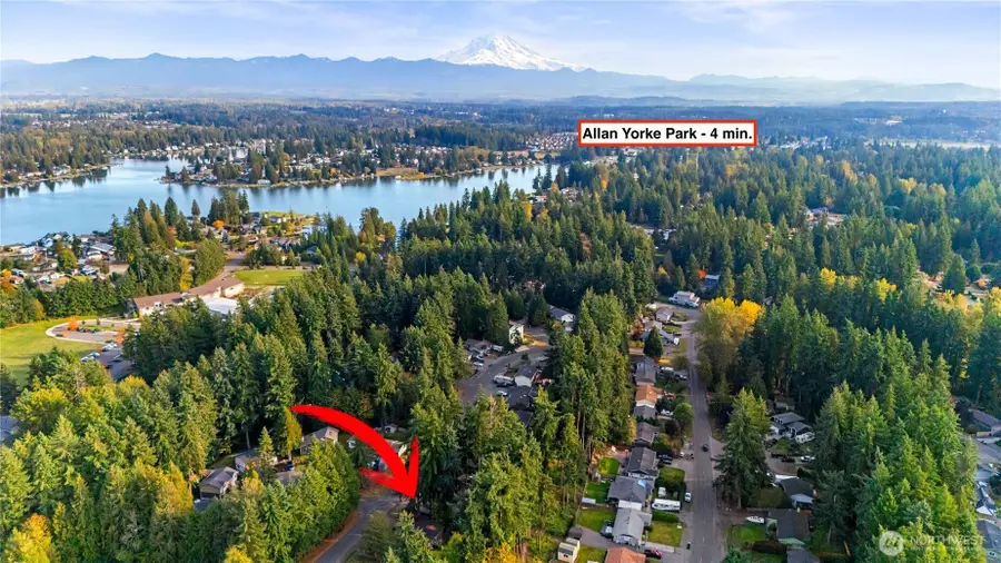 6018 190th Avenue Ct E, Lake Tapps, WA 98391 - Image #2
