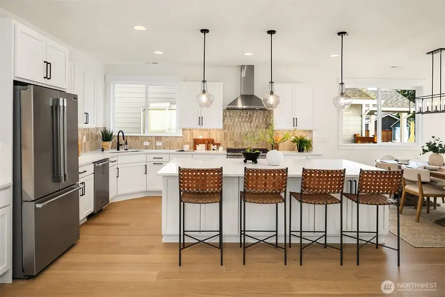 805 Hoquiam Ave Ne, Renton, WA 98059 - Image #2