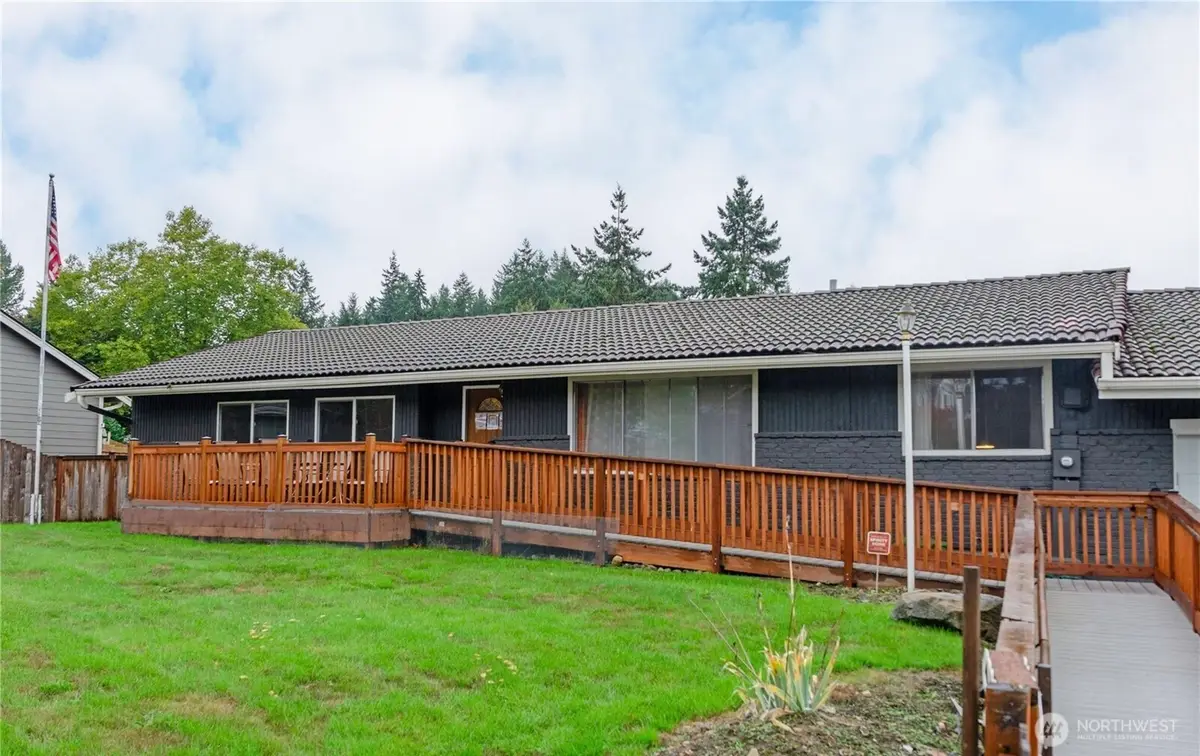 710 Roe Street, Steilacoom, WA 98388 - Image #1