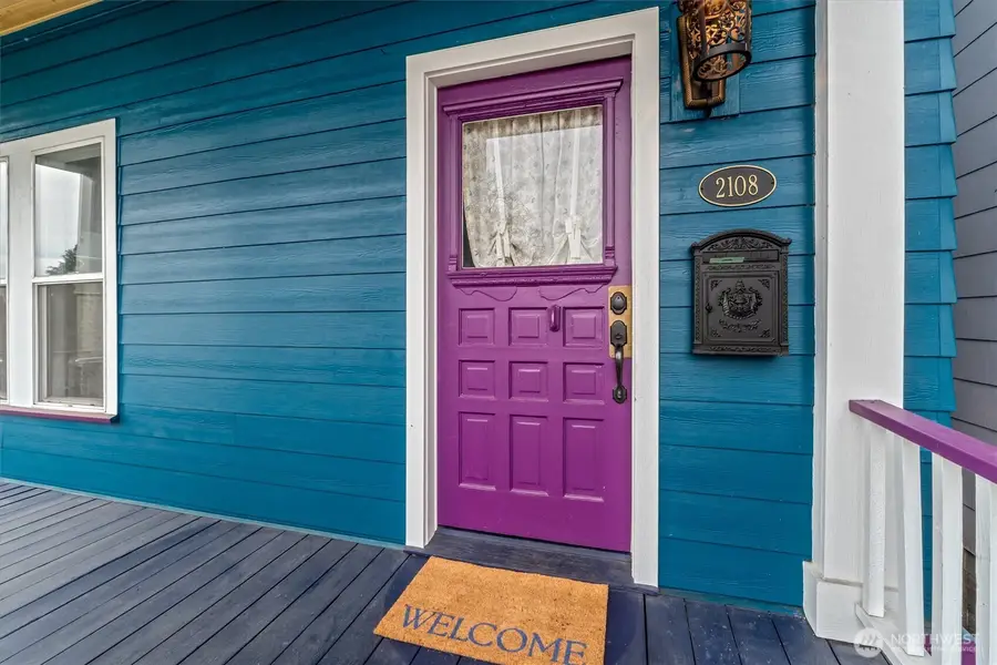 2108 S G Street, Tacoma, WA 98405 - Image #2