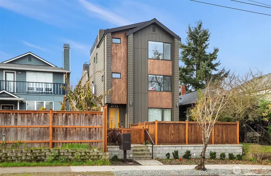2113 6th Ave W #B, Seattle, WA 98119 - Image #2