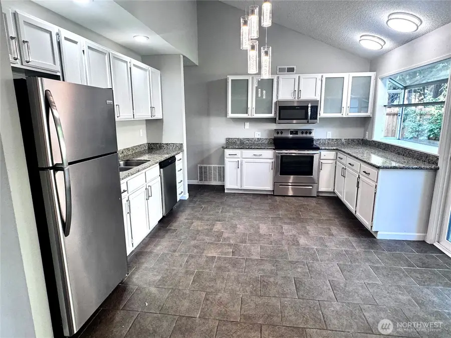 19656 SE 259th Street, Covington, WA 98042 - Image #2