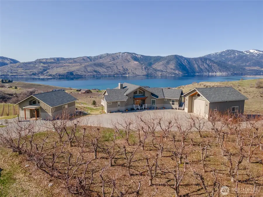 449 Lakayuse Road, Manson, WA 98831 - Image #2