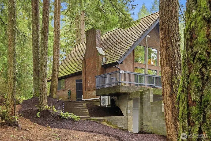 2103 46th Avenue Ne, Olympia, WA 98506 - #2