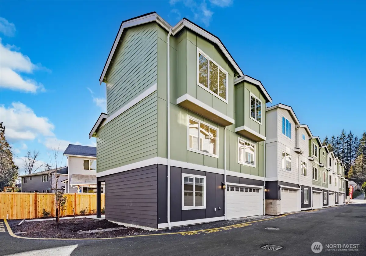 19505 Damson Road #B1, Lynnwood, WA 98036 - #1