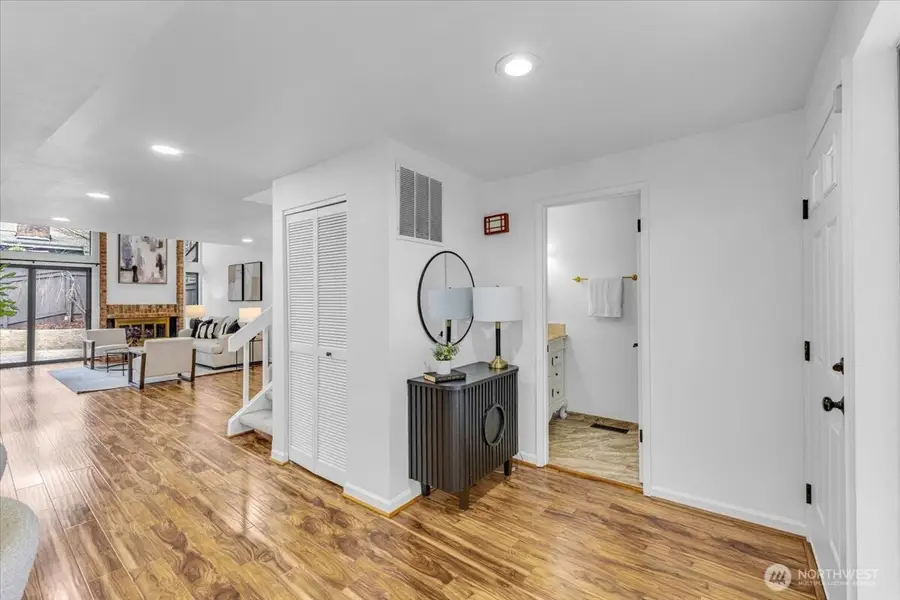 161 142nd Place Ne, Bellevue, WA 98007 - Image #2