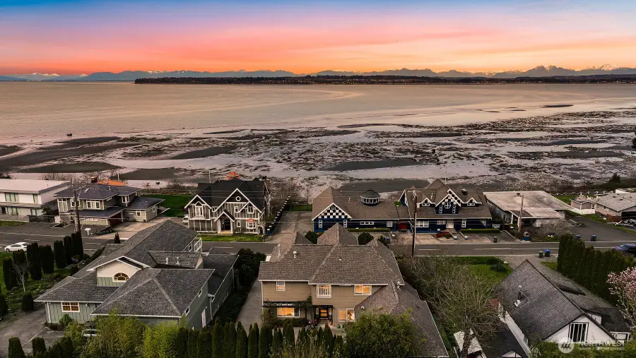 6934 Holeman Avenue, Blaine, WA 98230 - #3