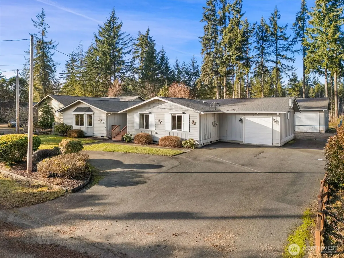 1351 E Island Lake Drive, Shelton, WA 98584 - Image #1