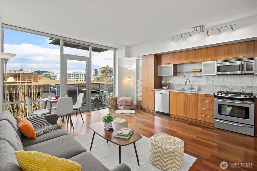 2911 2nd Avenue #810, Seattle, WA 98121 - #3