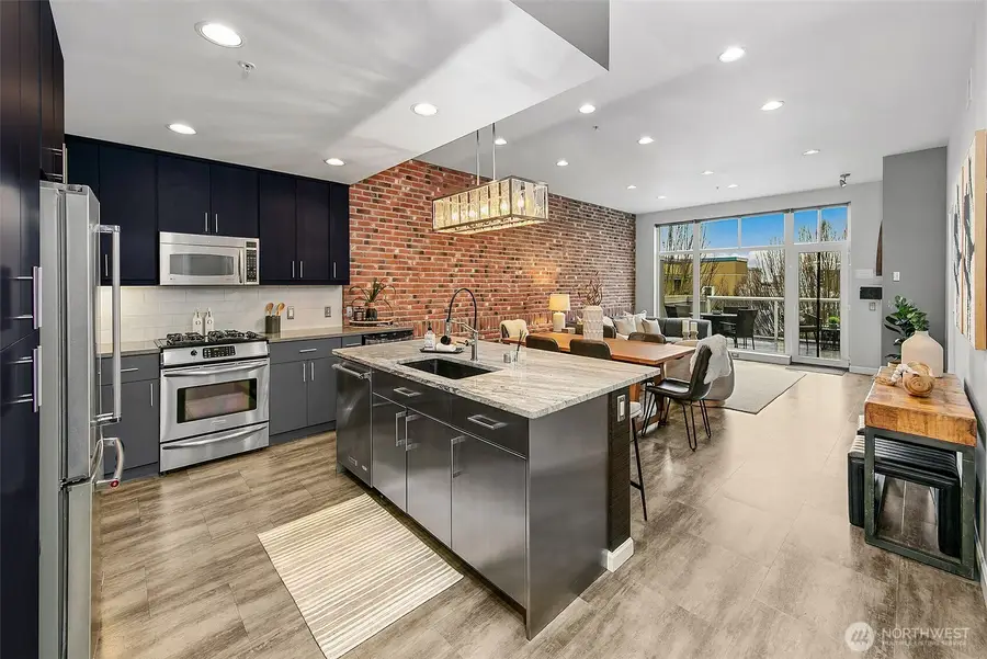 17 W Mercer Street #302, Seattle, WA 98119 - Image #3