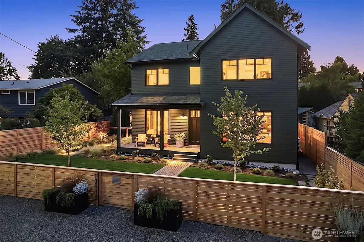 10419 41st Avenue Sw, Seattle, WA 98146 - Image #1