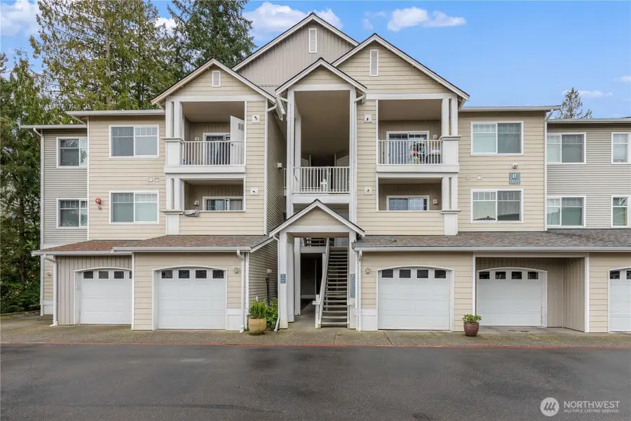 14714 Admiralty Way #B102, Lynnwood, WA 98087 - Image #2