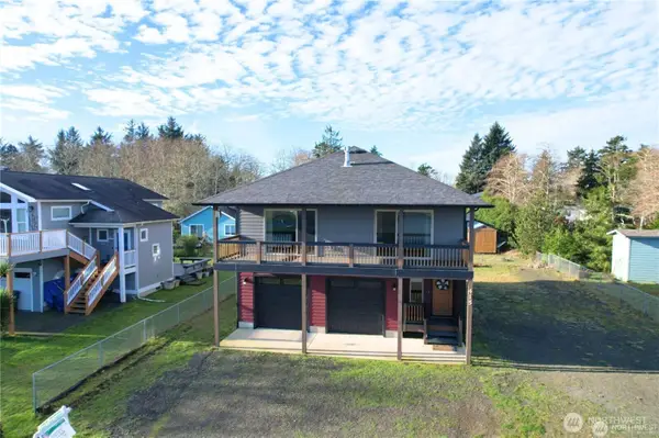 415 Olympic View Avenue Ne, Ocean Shores, WA 98569