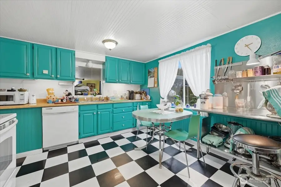 8904 220th Street Sw, Edmonds, WA 98026 - Image #3