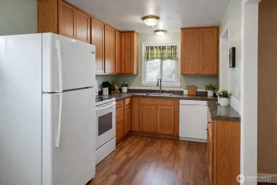 913 E 7th Street, Port Angeles, WA 98362 - Image #3