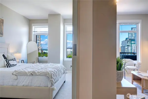 2721 1st Avenue #PH06, Seattle, WA 98121