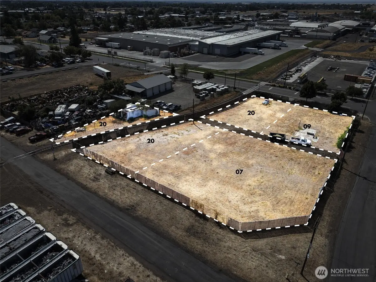 1042 N 13th Street, Walla Walla, WA 99362 - #1