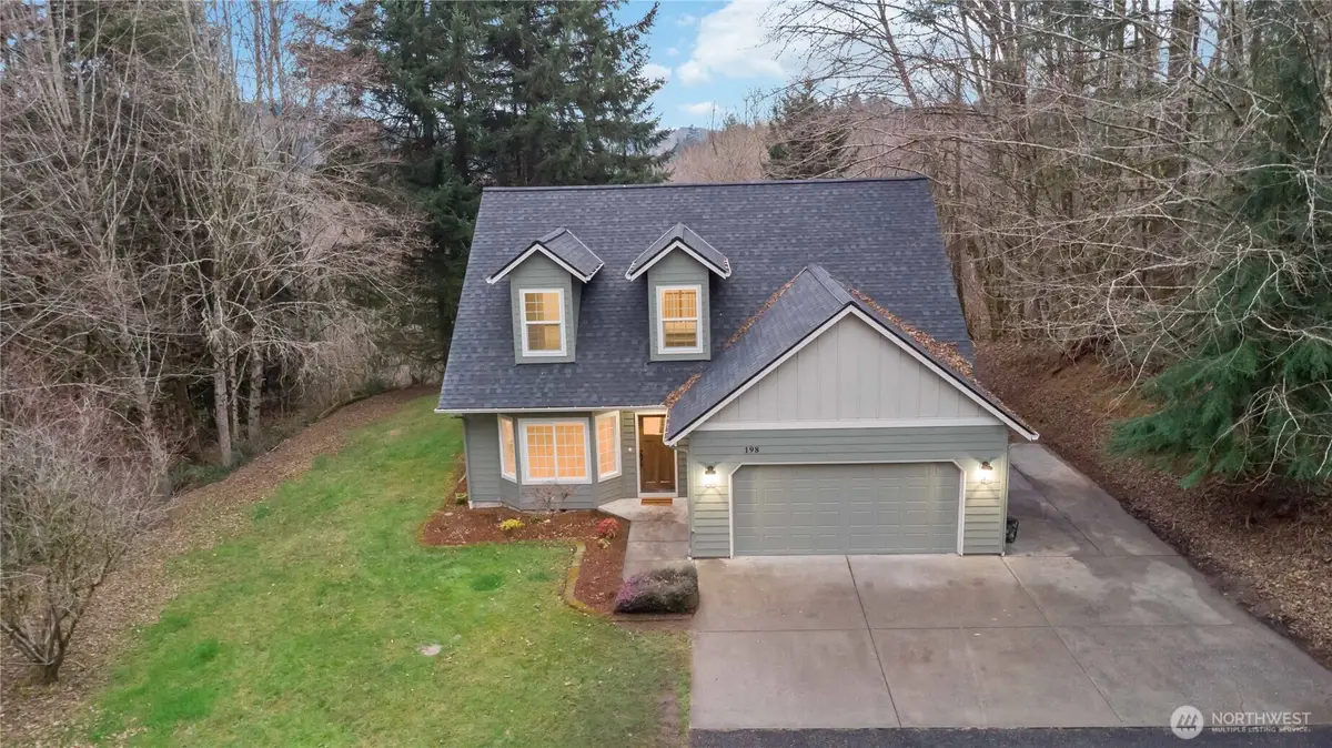 198 Salmonberry Lane, Longview, WA 98632 - Image #1