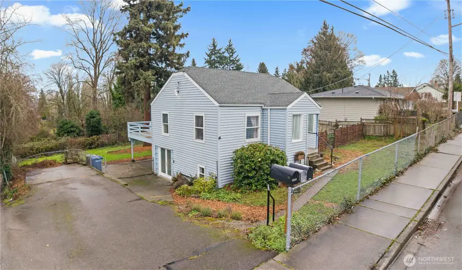 12630 24th Avenue S, Seattle, WA 98168 - Image #2