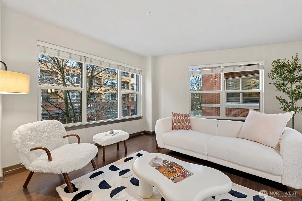 413 NE 70th Street #207, Seattle, WA 98115 - Image #1