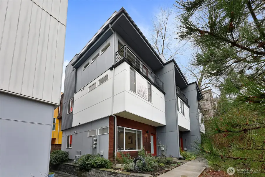 3660 Courtland Place S, Seattle, WA 98144 - Image #2