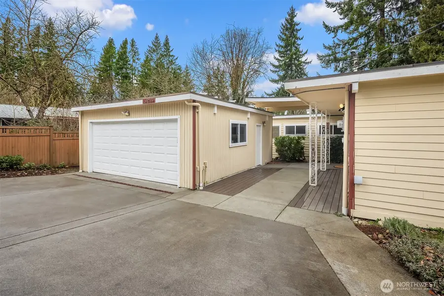 16214 NE 24th Street, Bellevue, WA 98008 - Image #3