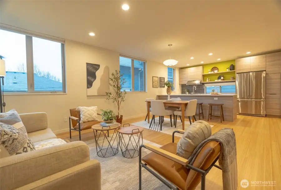 4413 Meridian Avenue N, Seattle, WA 98103 - #3