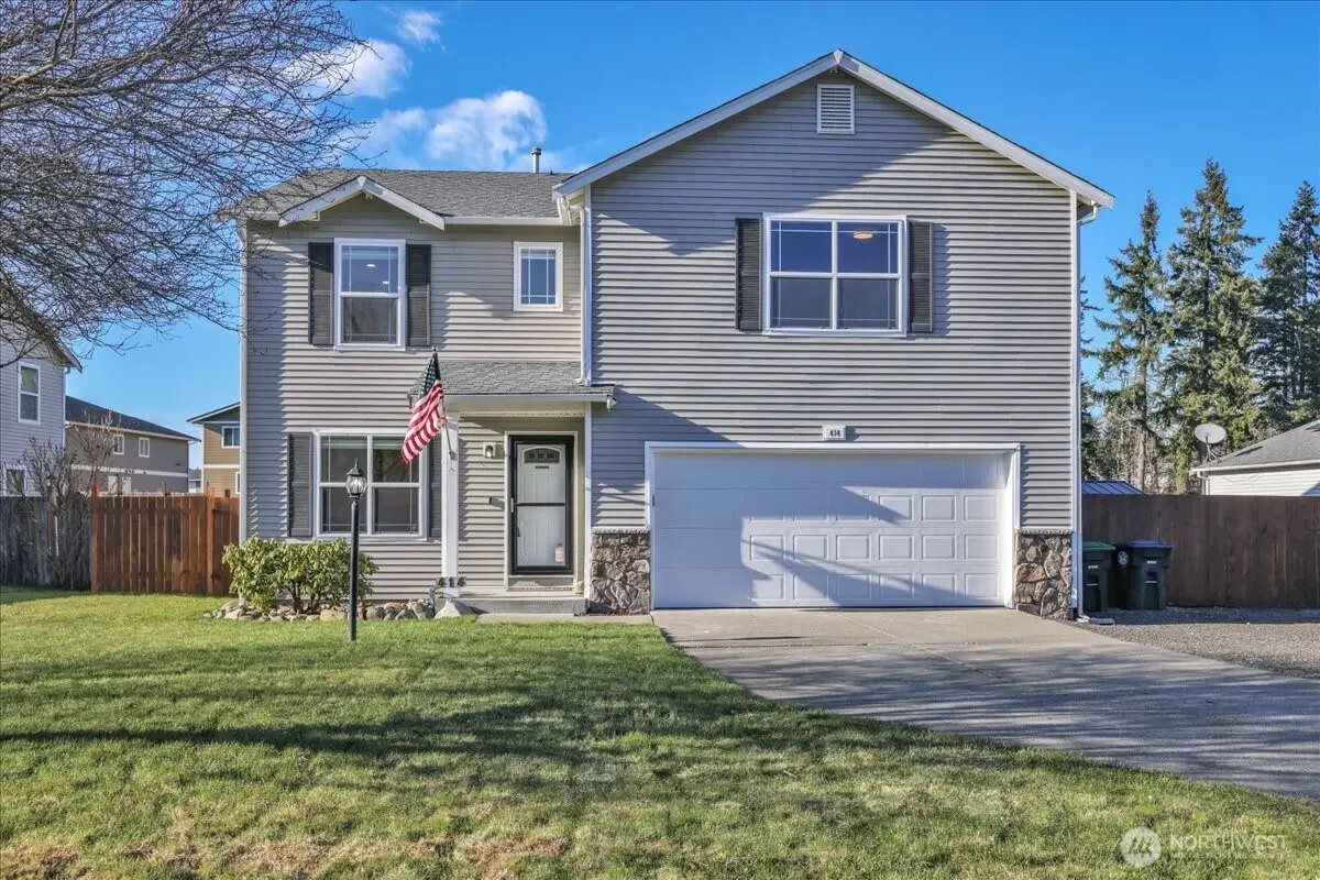 414 Easy Street Se, Rainier, WA 98576 - Image #1