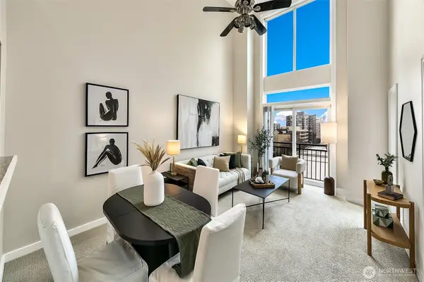 2414 1st Avenue #707, Seattle, WA 98121