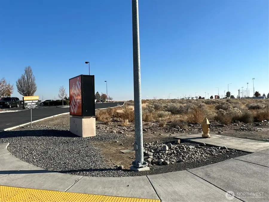 96 W Central Drive #1, Moses Lake, WA 98837 - #3