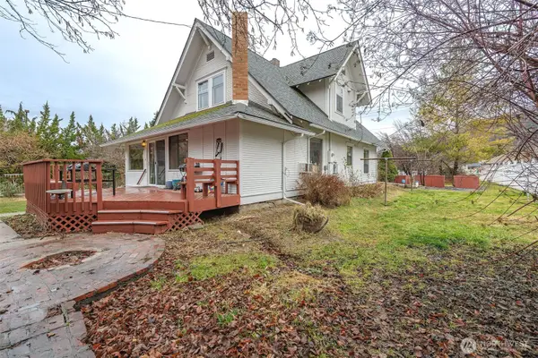 811 Pioneer Avenue, Cashmere, WA 98815