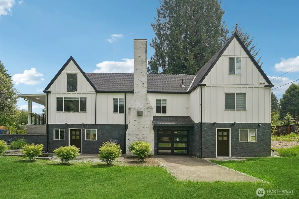 18725 NE 128th Way, Redmond, WA 98052 - Image #1