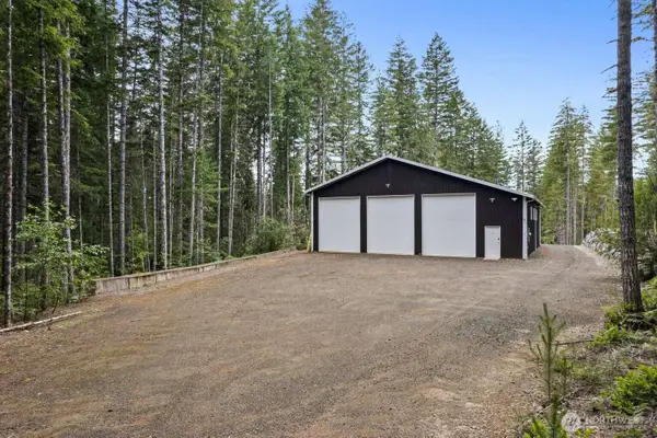 371 NE Tee Road, Tahuya, WA 98335