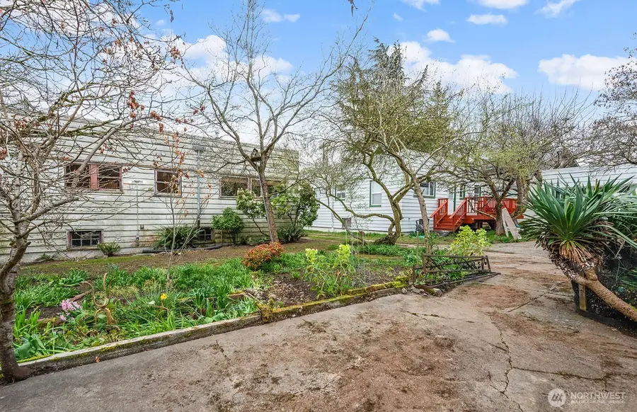 1142 N 77th Street, Seattle, WA 98103 - #3