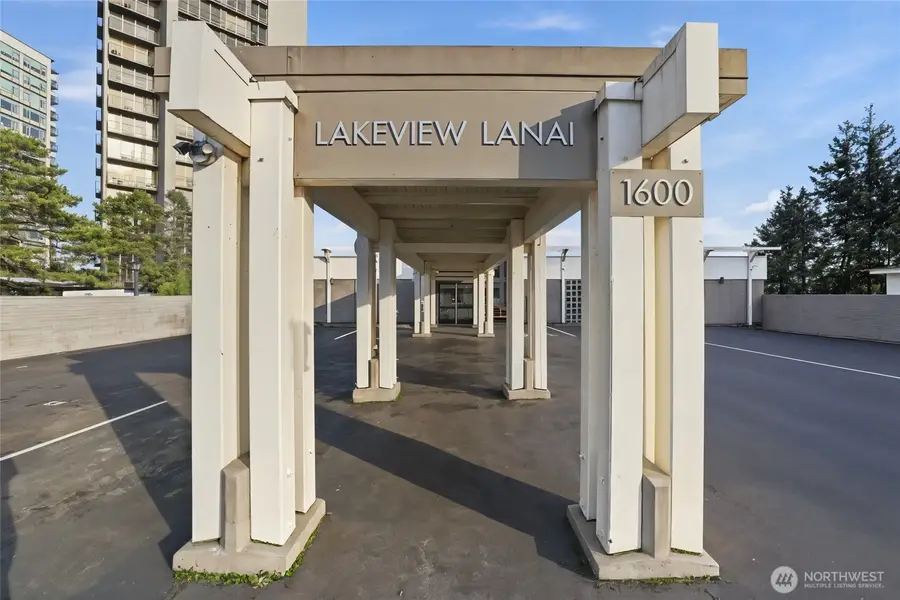 1600 43rd Avenue E #209, Seattle, WA 98112 - Image #2