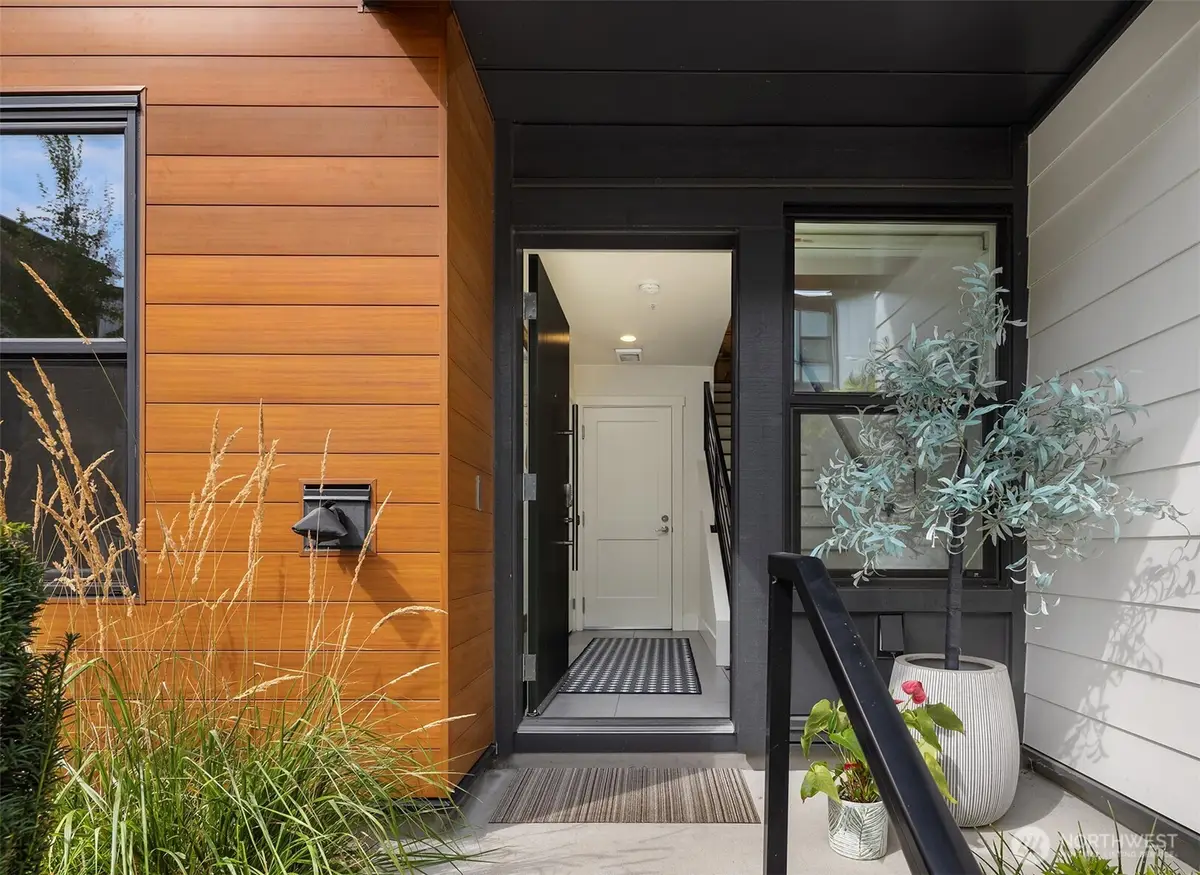 9632 NE 183rd Street #B, Bothell, WA 98011 - Image #1