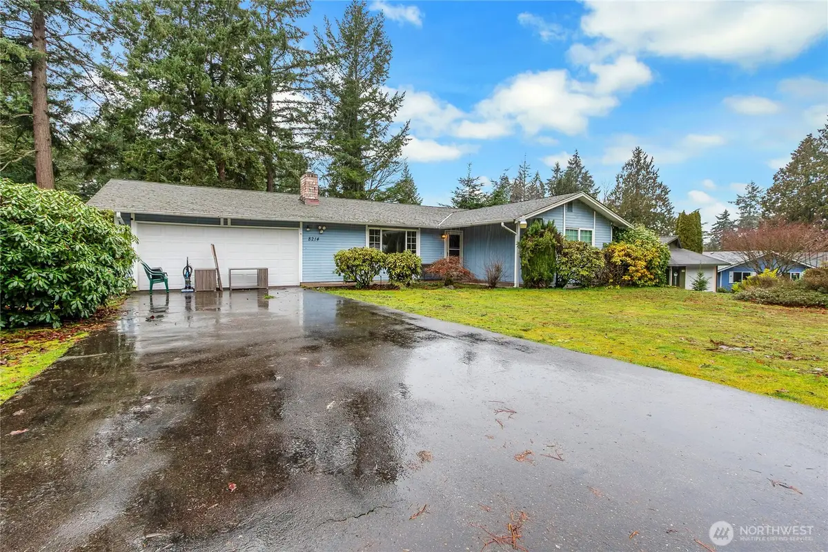 8214 Woodbourne Drive Sw, Lakewood, WA 98499 - Image #1