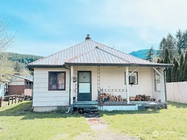 302 Monroe Street, Ryderwood, WA 98581