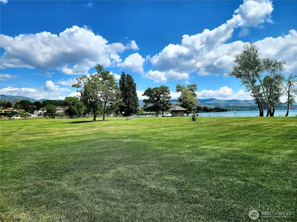 1 Beach 534-o, Manson, WA 98831