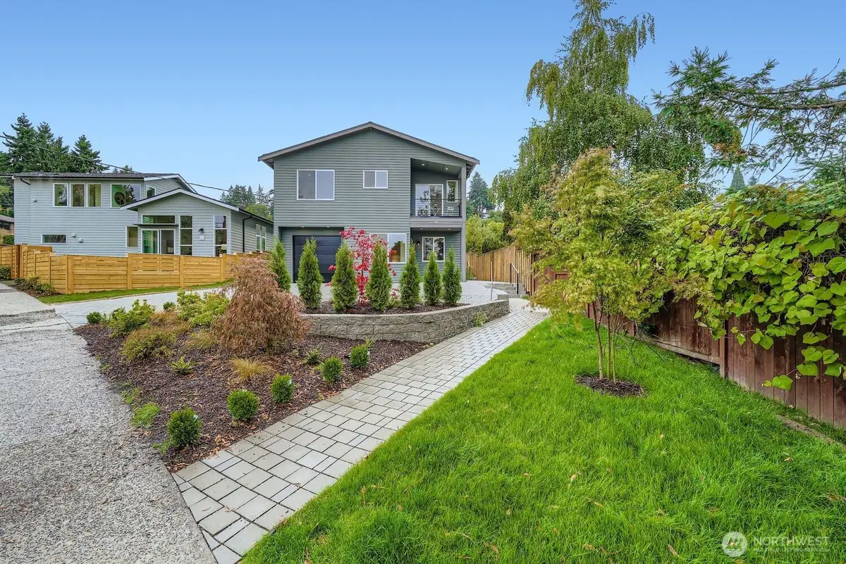 8812 41st Avenue Sw, Seattle, WA 98136 - Image #1