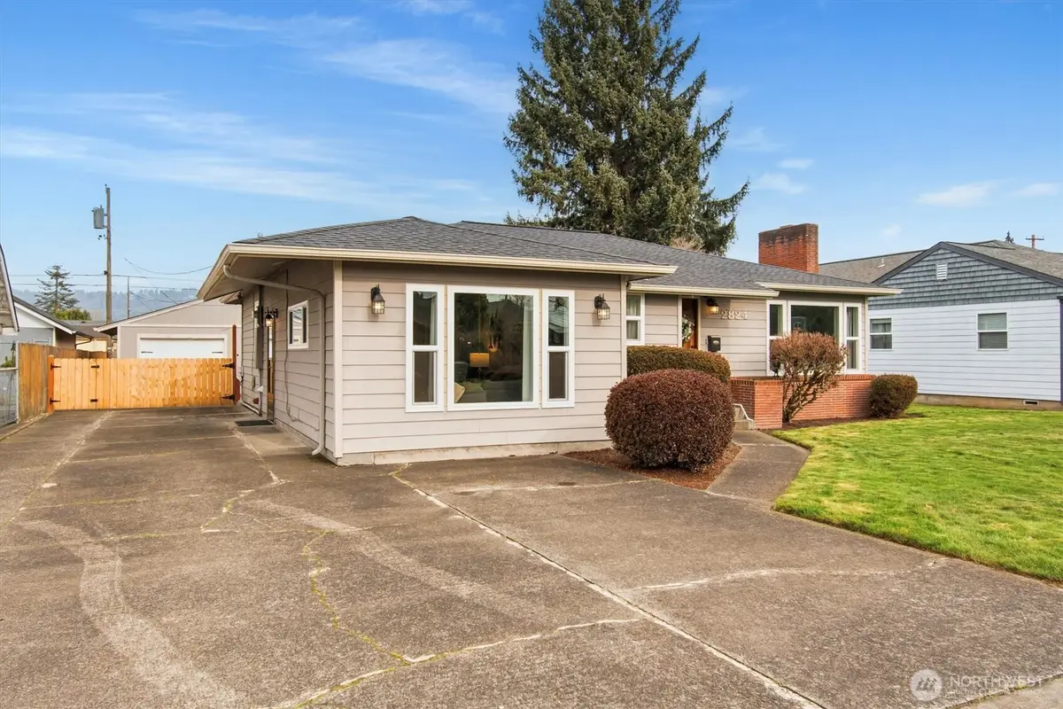 2824 Maple Street, Longview, WA 98632 - Image #1