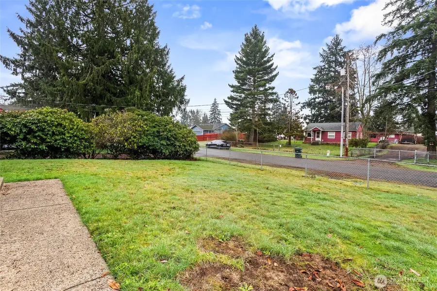 10621 S 12th Avenue Ct S, Tacoma, WA 98444 - Image #3