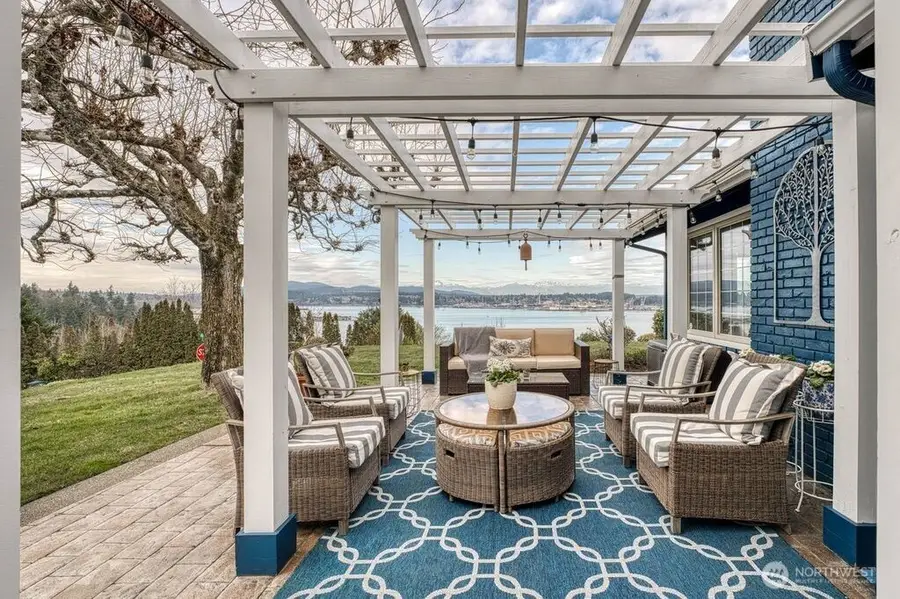 311 Farragut Avenue N, Port Orchard, WA 98366 - Image #2