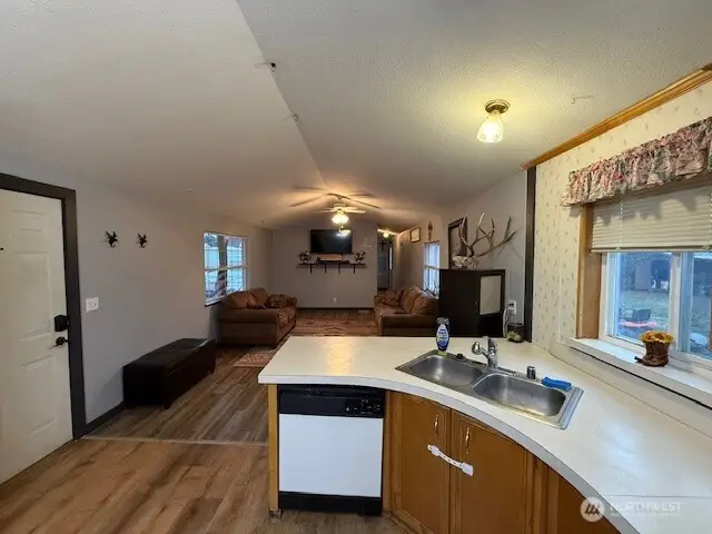 345 NE Della Avenue, College Place, WA 99324 - Image #3