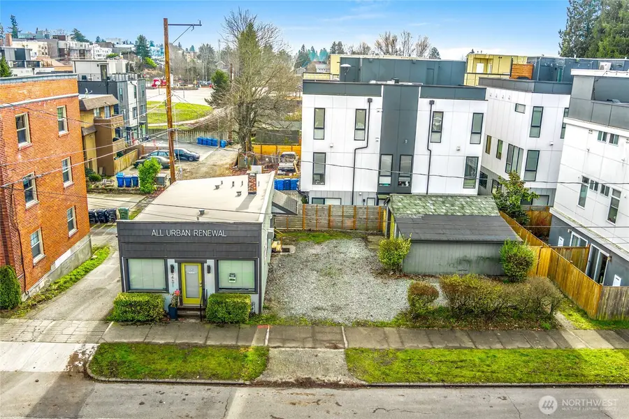 4431 SW Admiral Way, Seattle, WA 98116 - Image #2