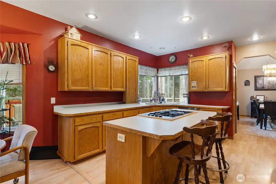 550 SW Muzzall Street, Oak Harbor, WA 98277 - #3