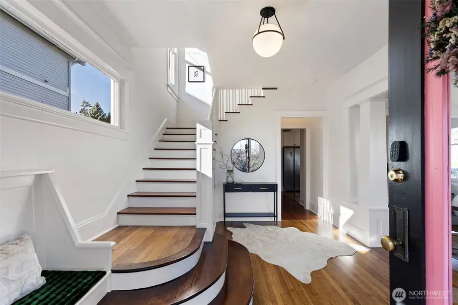 217 30th Avenue, Seattle, WA 98122 - #3