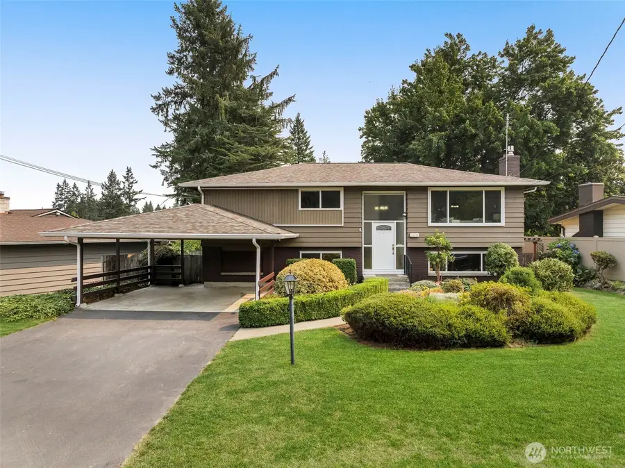 2520 166th Avenue Ne, Bellevue, WA 98008 - Image #2