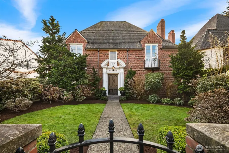 317 W Highland Drive, Seattle, WA 98119 - #3