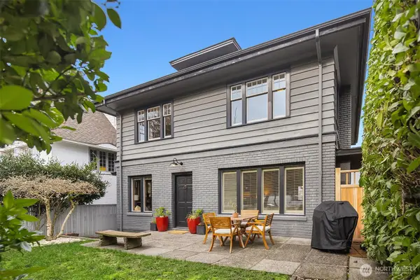 1208 E Newton Street, Seattle, WA 98102